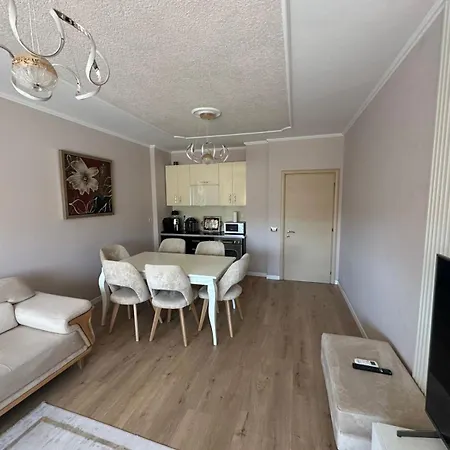 Apartament Tirane 地拉那